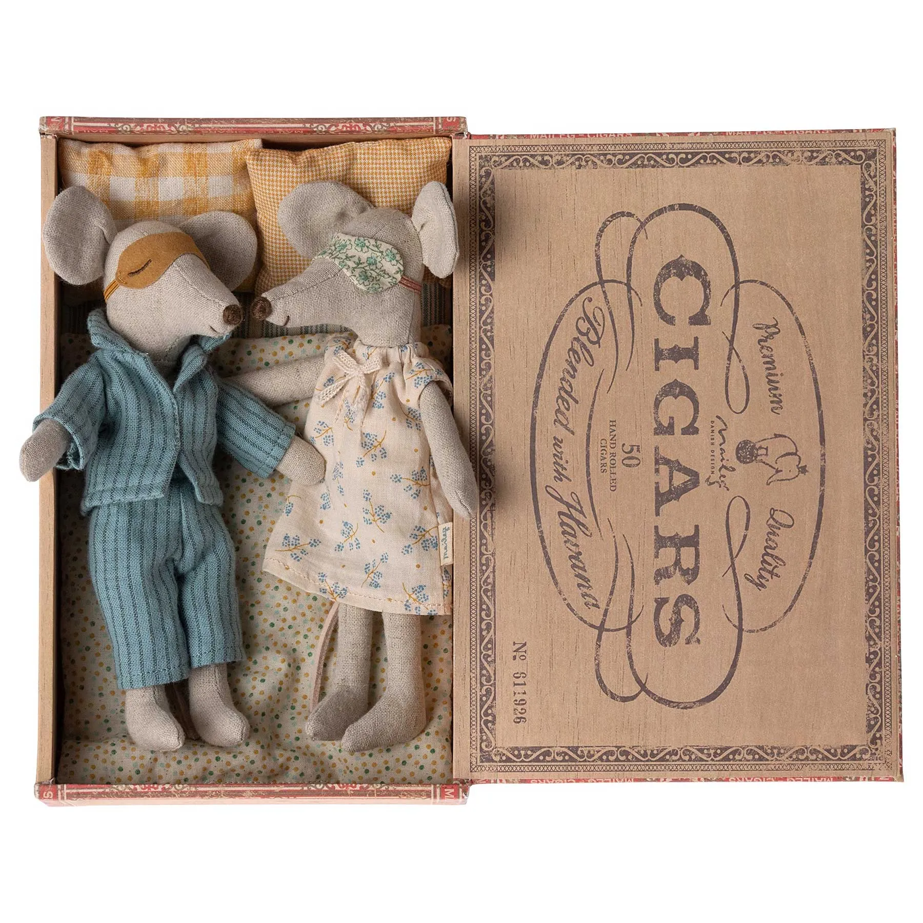 2023 Maileg Mum and Dad Mice in Cigar Box