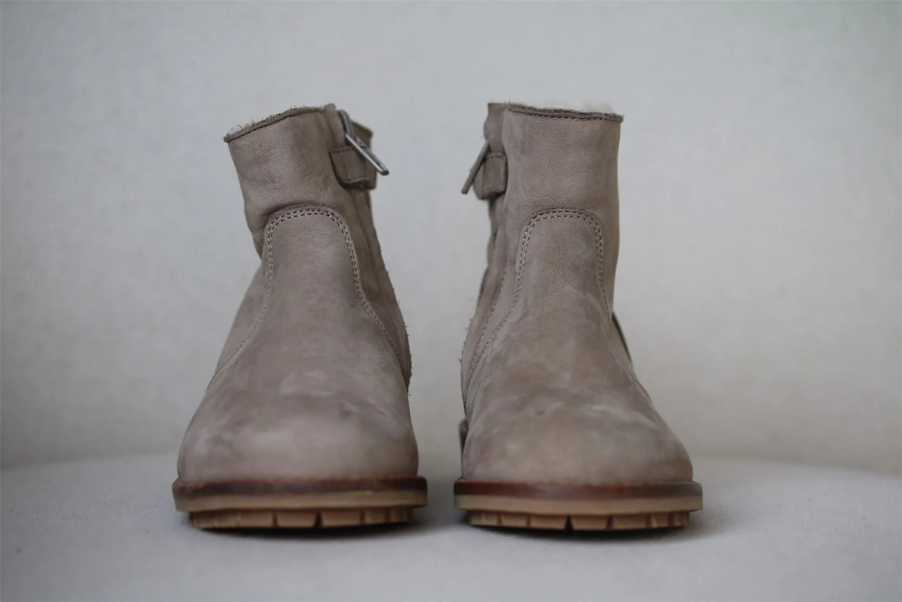 BONPOINT GIRLS BEIGE SUEDE ANKLE BOOTS EU 25 UK 8
