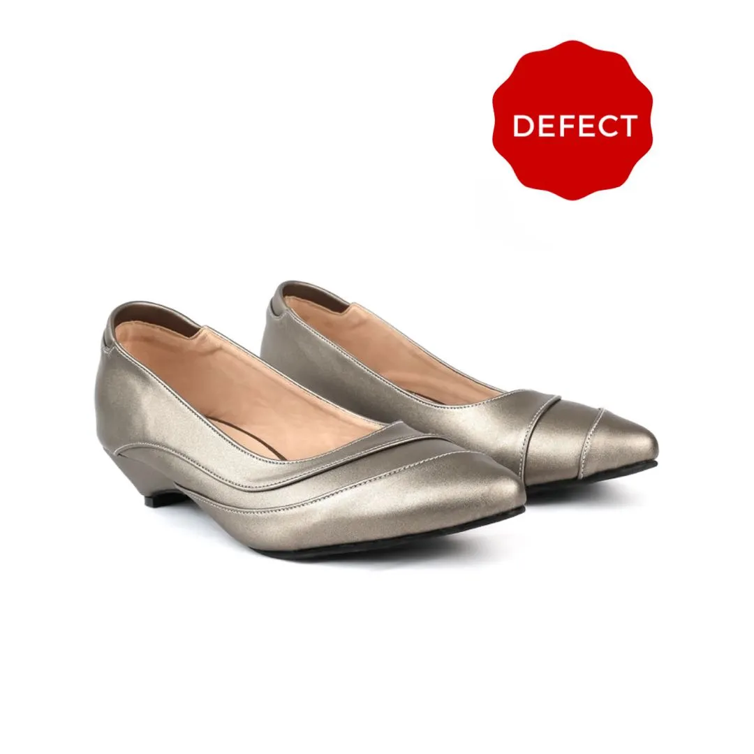 Defect Seroja Pointed Kitten Heel