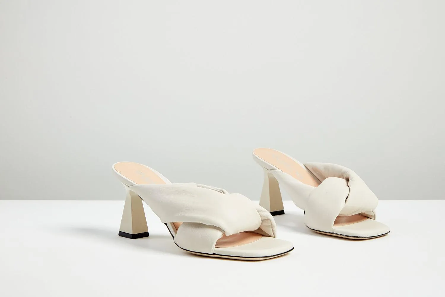 Gigi cream kitten heel