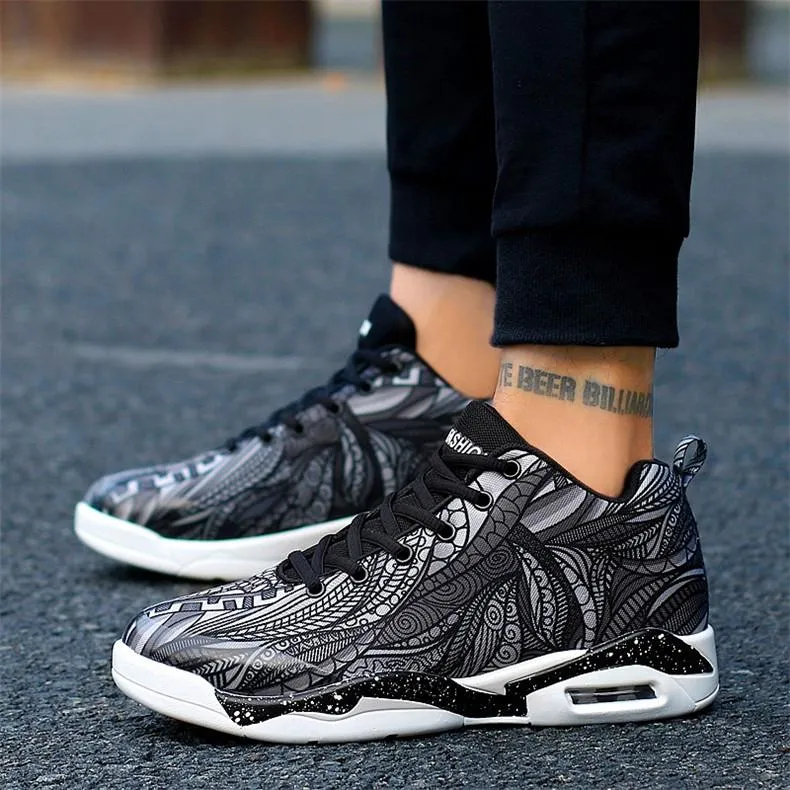 GM7 Kaleidos Sneakers