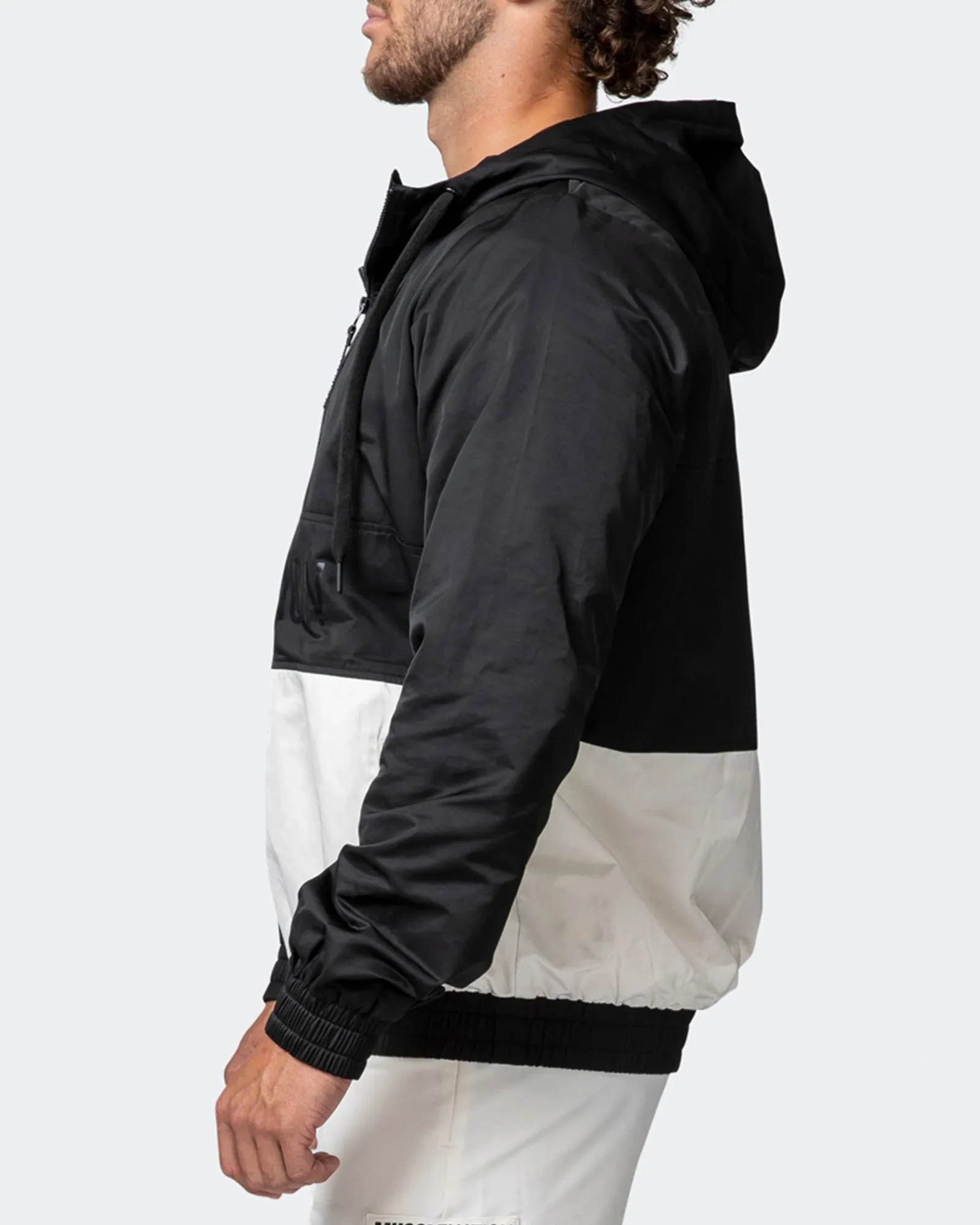 MENS WEIGHTLESS WINDBREAKER Black / Dew