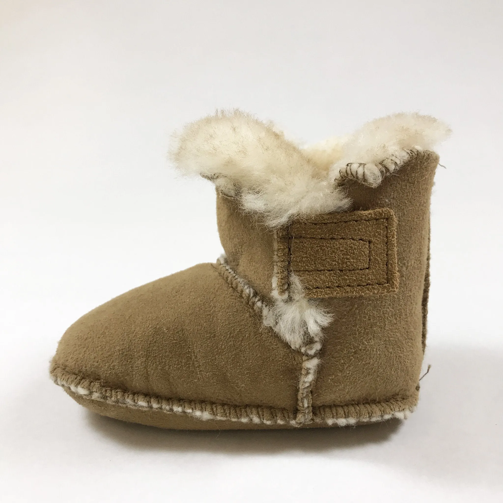 Minnetonka caramel shearling bootie 4