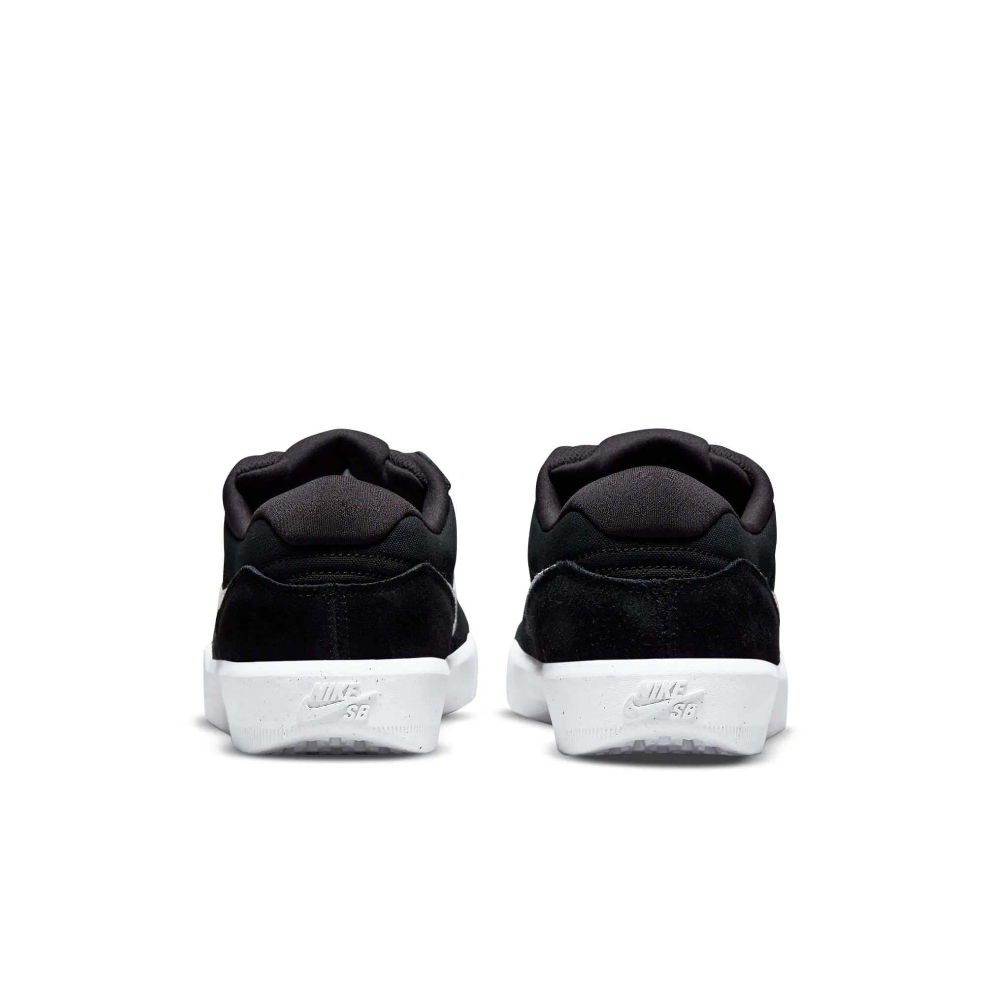 Nike SB - Force 88 in Black/Black/White