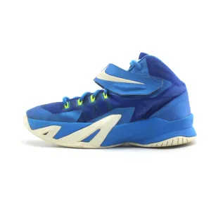 NIKE ZOOM SOLDIER 8