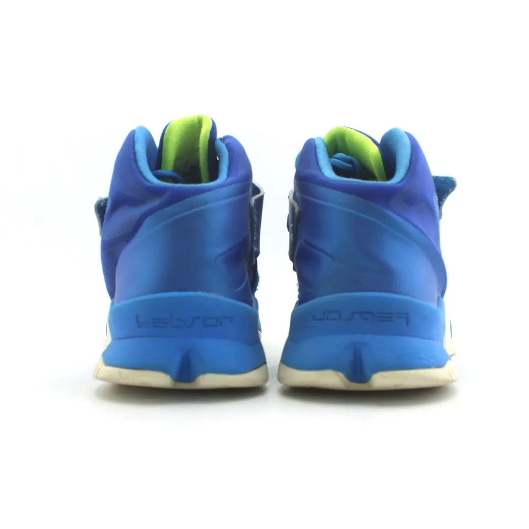 NIKE ZOOM SOLDIER 8