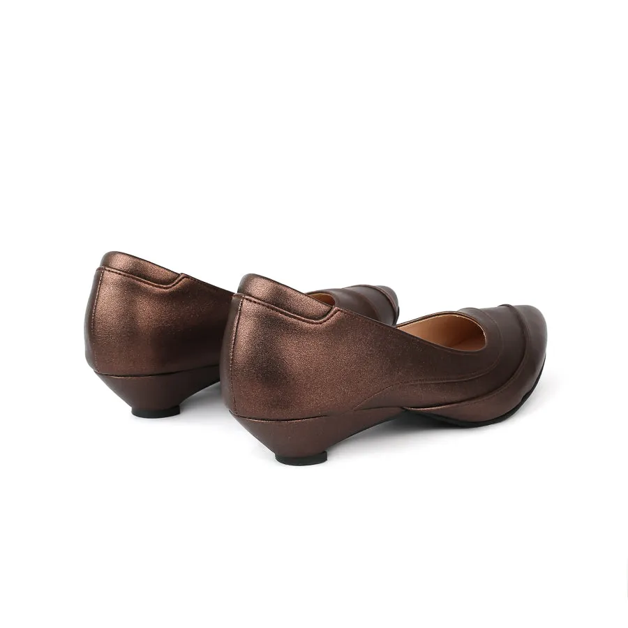Seroja Pointed Kitten Heel