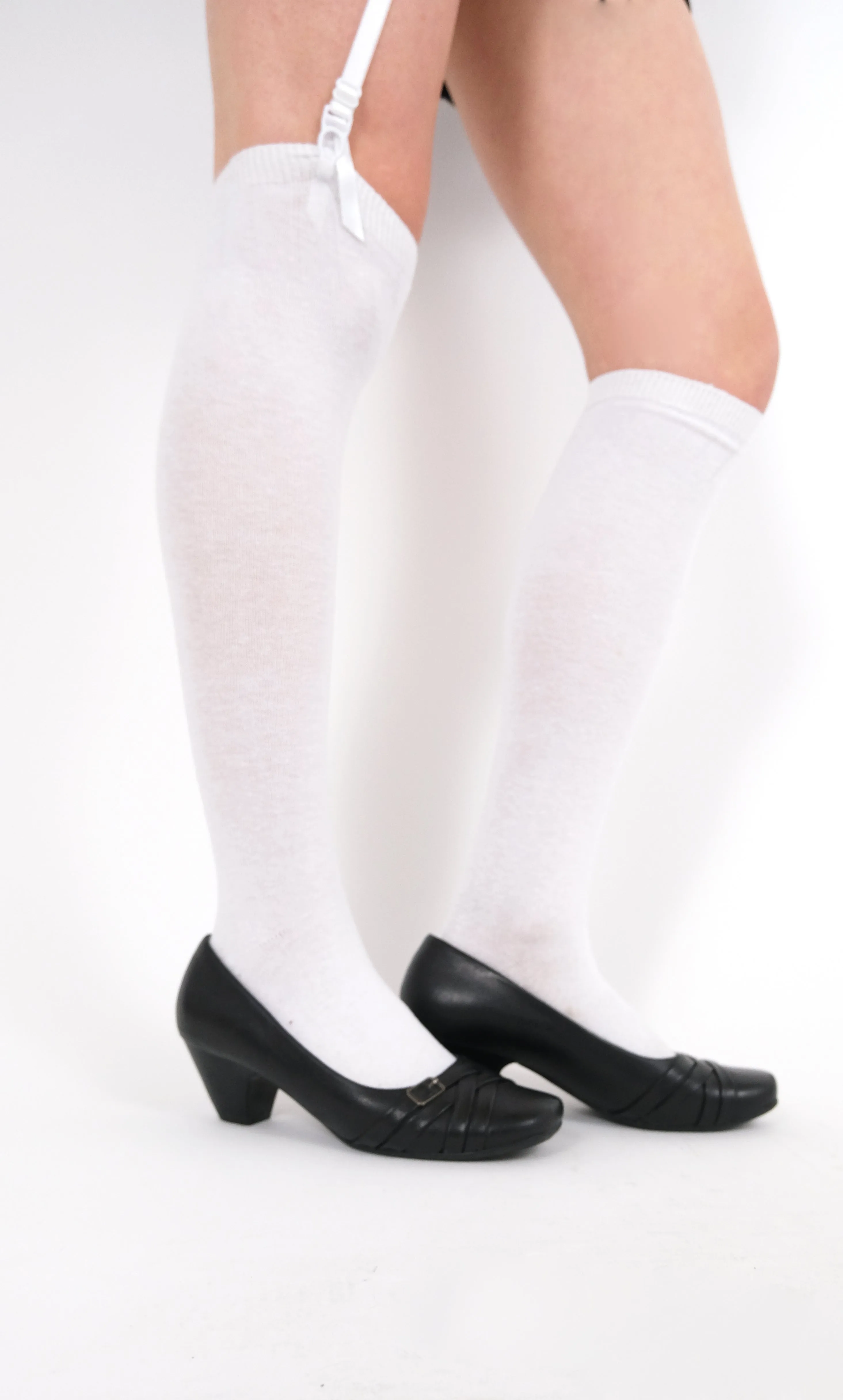 Size 6 Black Buckle Kitten Heel
