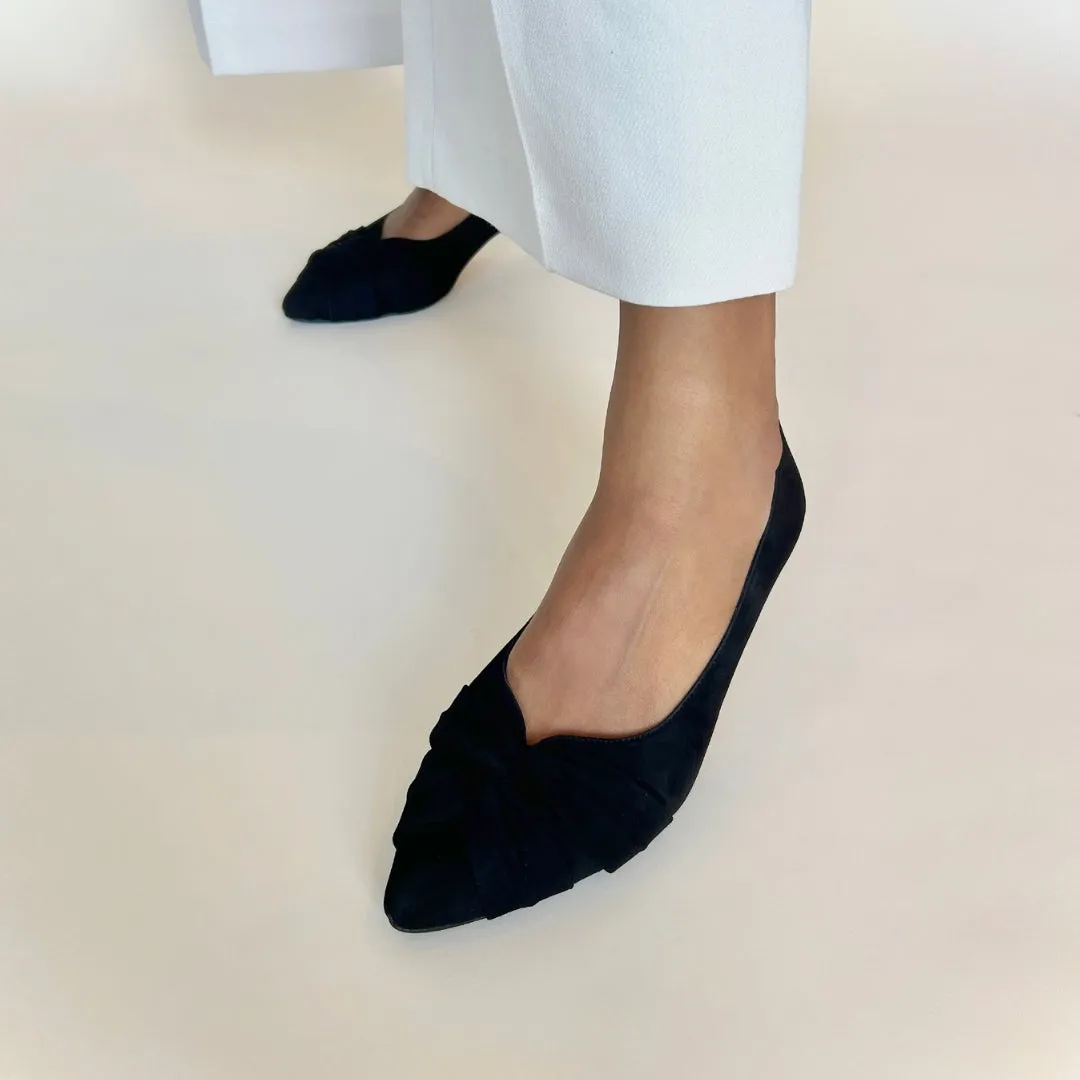 Tandi Extra Wide Width Kitten Heels - Black Suede