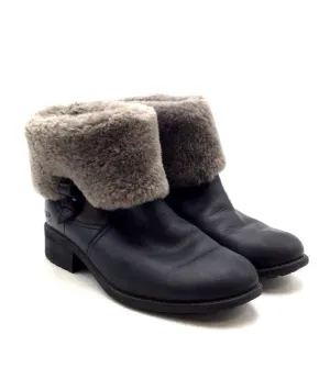UGG Women's Chyler 1012524 Black Round Toe Ankle Shearling Style Boots - Sz 9.5