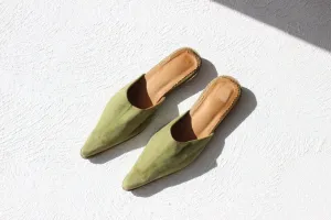 Vintage Suede Leather Pointed Toe Slip On Flats ~ Euro 38